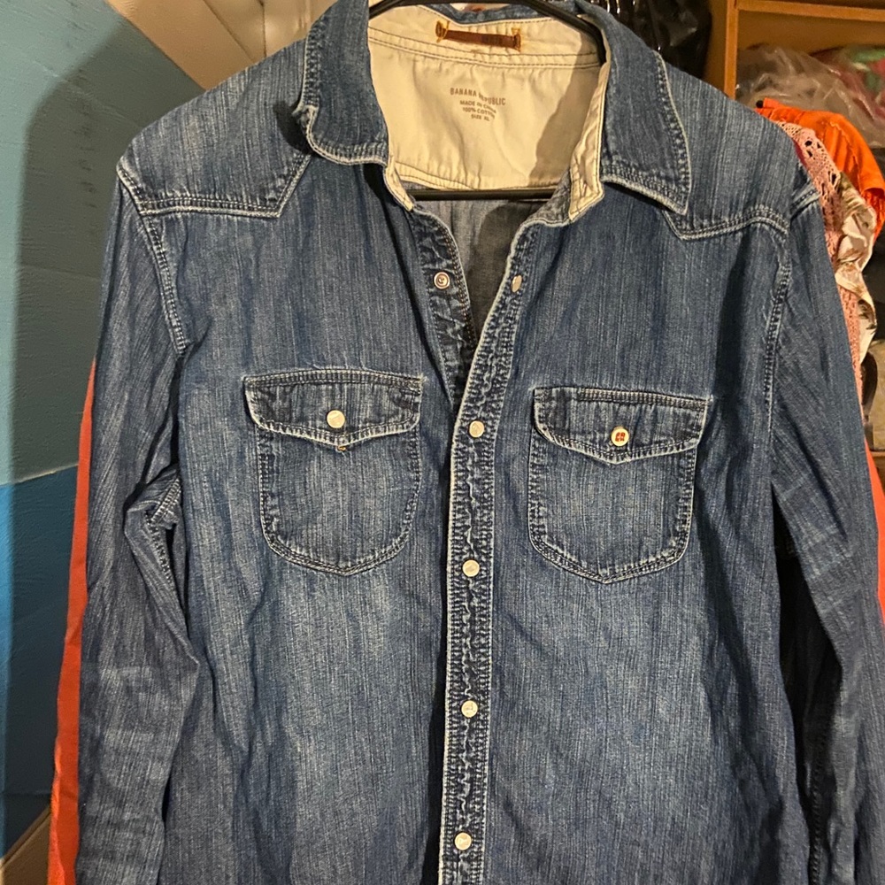 Banana Republic 100% cotton jean button down